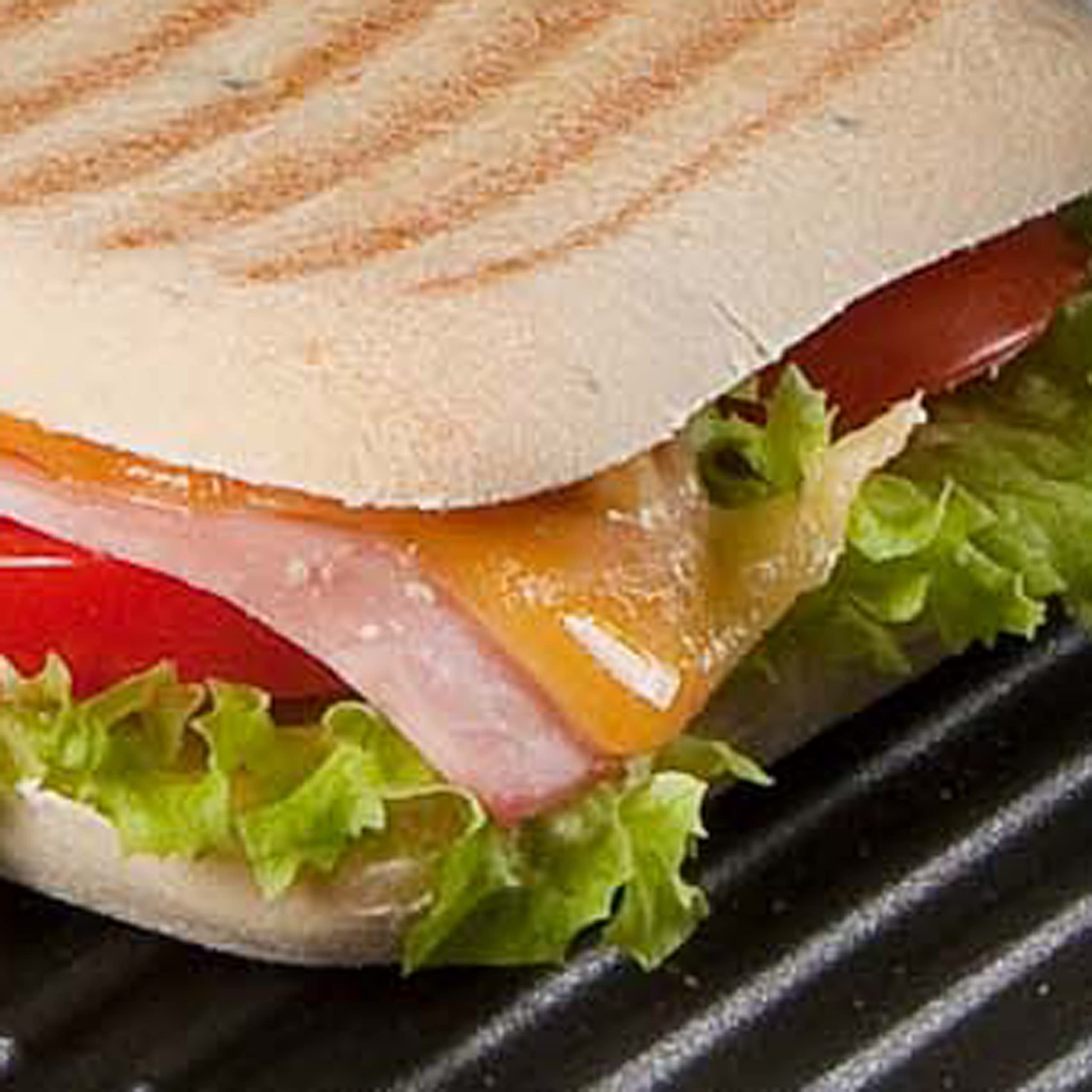 domo-sandwich-maker-multifunction-do9055c-3-in-1-mit-waffel-und-grillplatten image 3