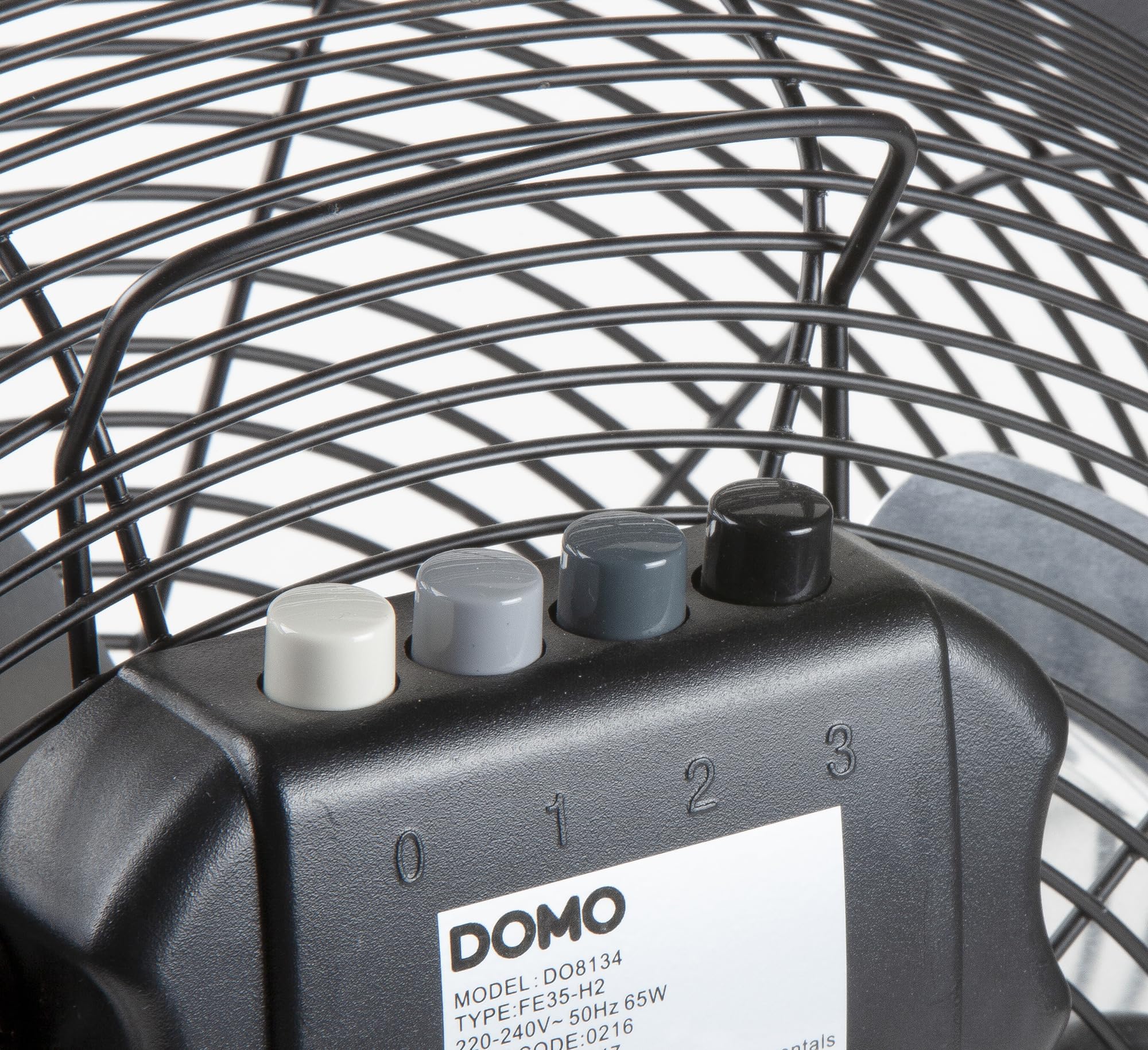 domo-do8134-bodenventilator-35-cm-metall-3-stufen-schwarz image 3